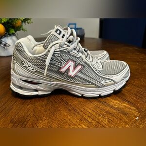 New Balance 740Gray and White Sneakers with Red Accents